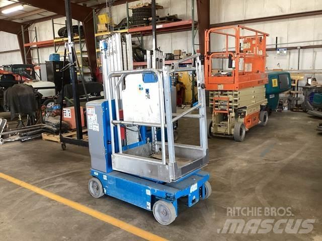 Genie GR-20 Vertical mast lifts