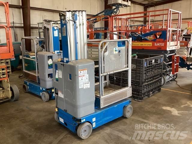 Genie GR-20 Vertical mast lifts