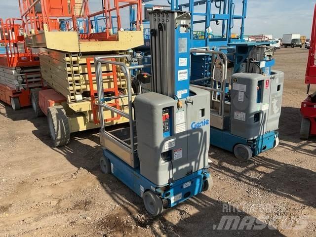 Genie GR-20 Vertical mast lifts