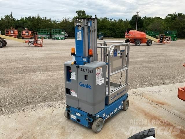 Genie GR-20 Vertical mast lifts