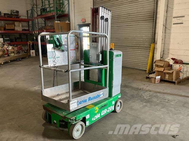 Genie GR-20 Vertical mast lifts