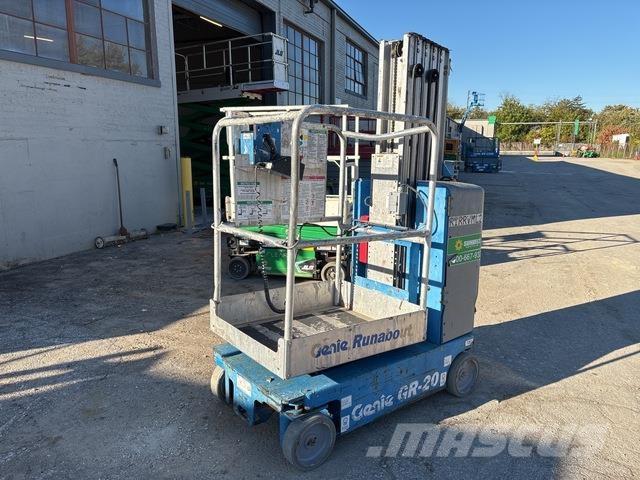 Genie GR-20 Vertical mast lifts