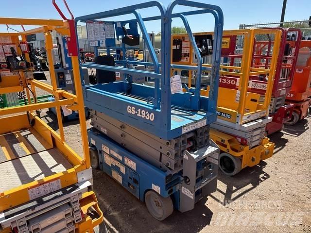 Genie GS-1930 Scissor lifts