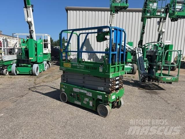 Genie GS-1930 Scissor lifts