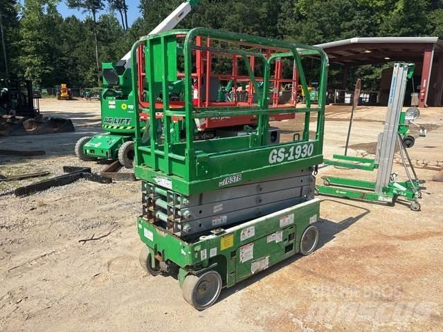 Genie GS-1930 Scissor lifts
