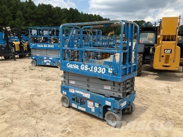 Genie GS-1930 Scissor lifts