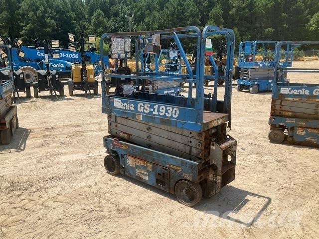 Genie GS-1930 Scissor lifts