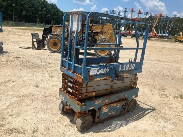 Genie GS-1930 Scissor lifts