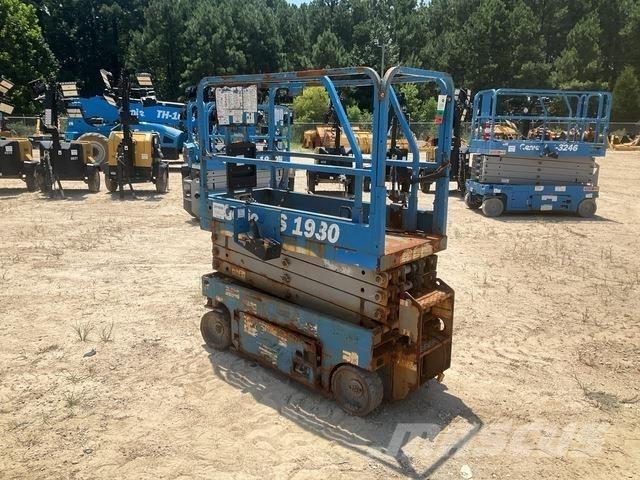 Genie GS-1930 Scissor lifts