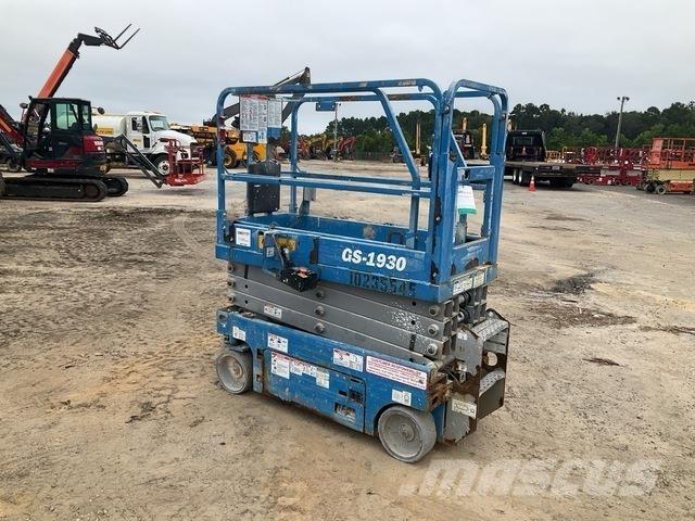 Genie GS-1930 Scissor lifts