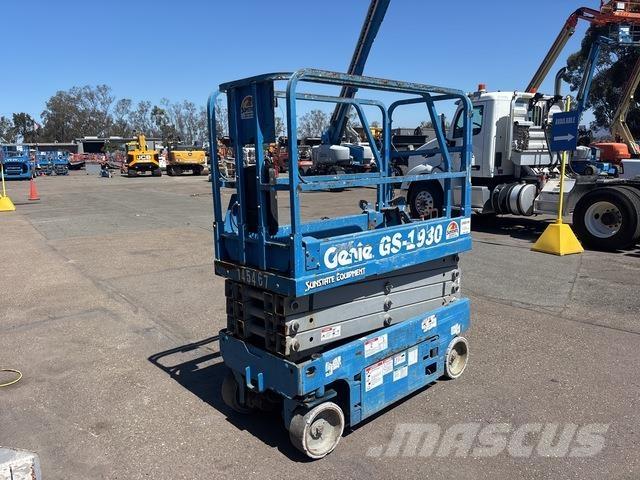 Genie GS-1930 Scissor lifts