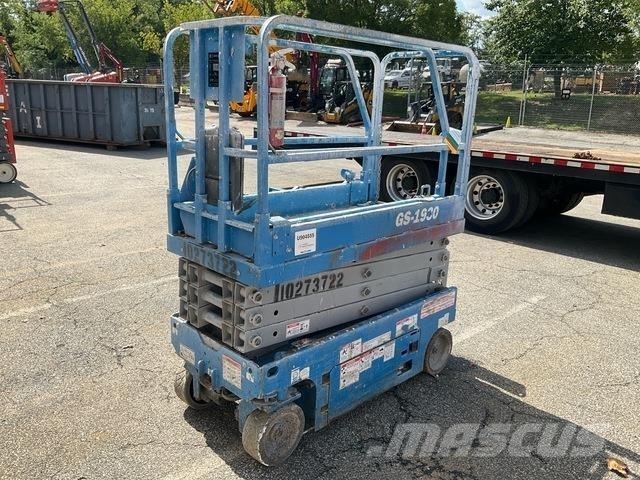 Genie GS-1930 Scissor lifts