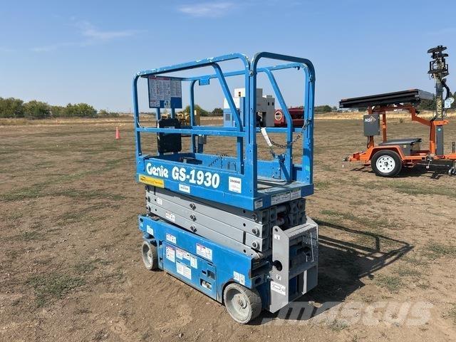 Genie GS-1930 Scissor lifts