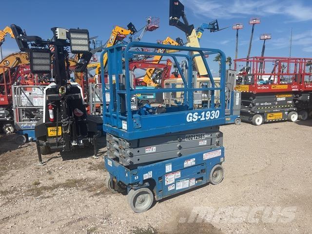 Genie GS-1930 Scissor lifts