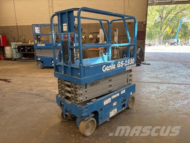 Genie GS-1930 Scissor lifts