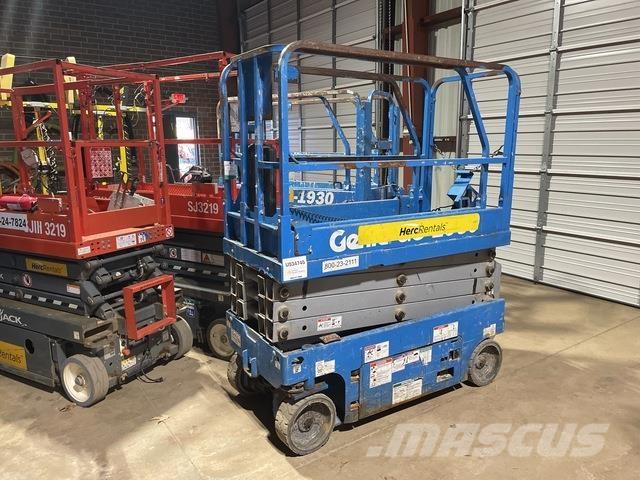 Genie GS-1930 Scissor lifts
