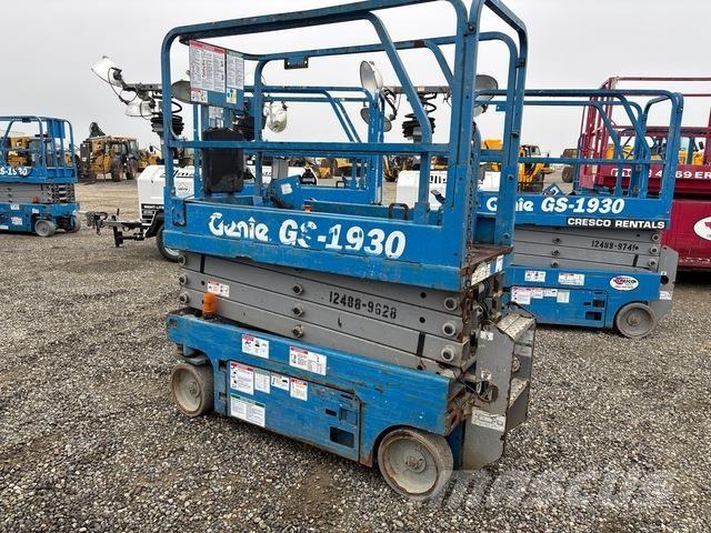Genie GS-1930 Scissor lifts