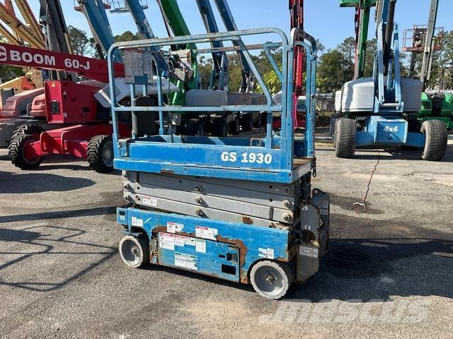 Genie GS-1930 Scissor lifts