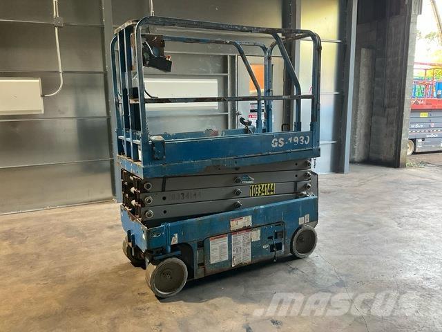 Genie GS-1930 Scissor lifts