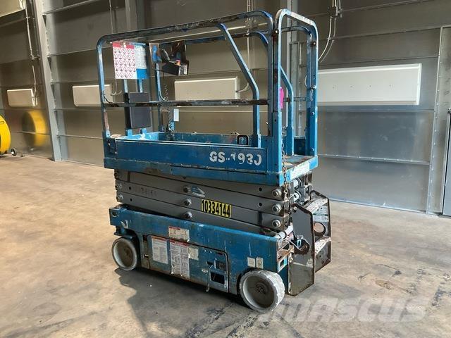 Genie GS-1930 Scissor lifts