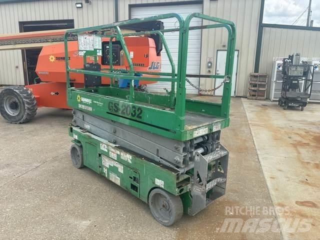 Genie GS-2032 Scissor lifts