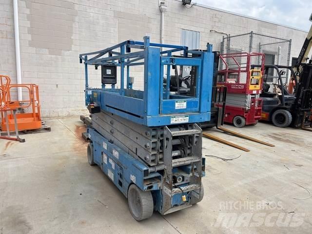 Genie GS-2632 Scissor lifts