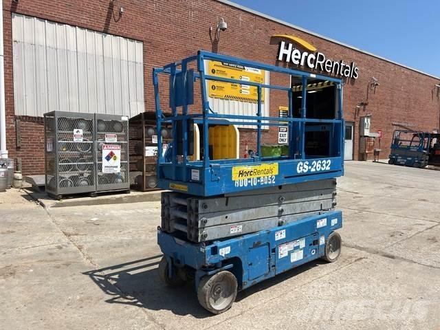 Genie GS-2632 Scissor lifts