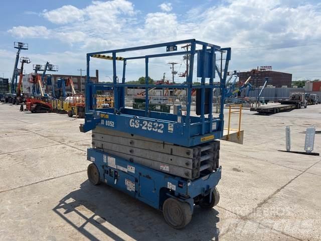 Genie GS-2632 Scissor lifts
