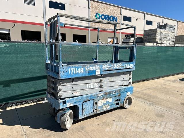Genie GS-2632 Scissor lifts
