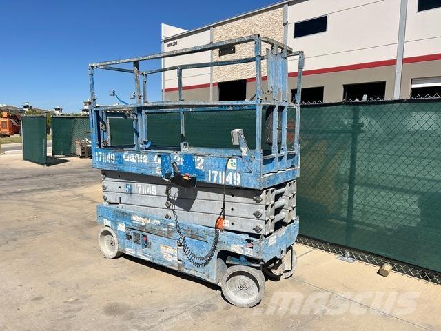 Genie GS-2632 Scissor lifts