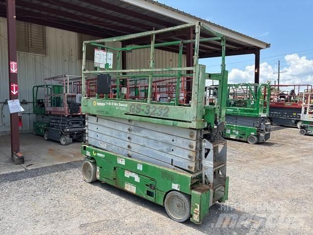 Genie GS-3232 Scissor lifts