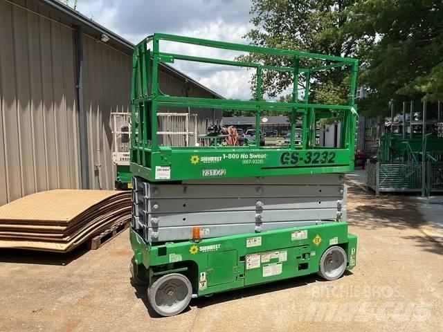 Genie GS-3232 Scissor lifts