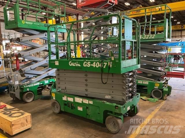 Genie GS-4047 Scissor lifts