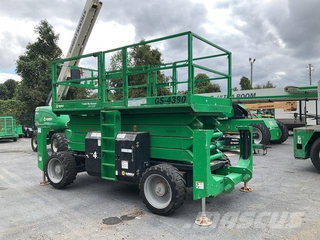 Genie GS-4390 Scissor lifts