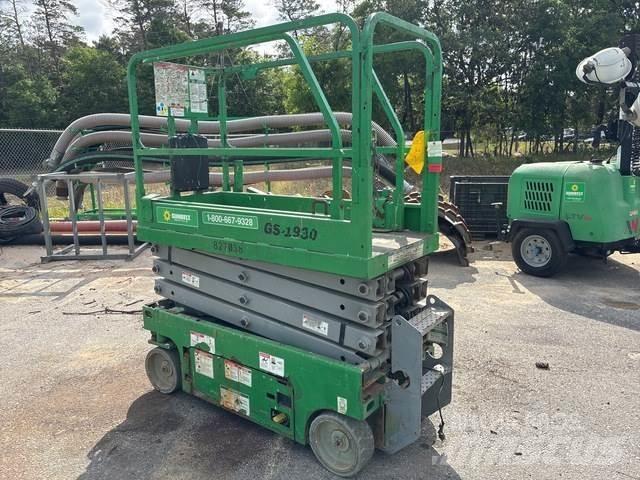 Genie GS1930 Scissor lifts