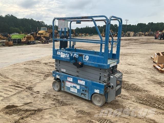Genie GS1930 Scissor lifts