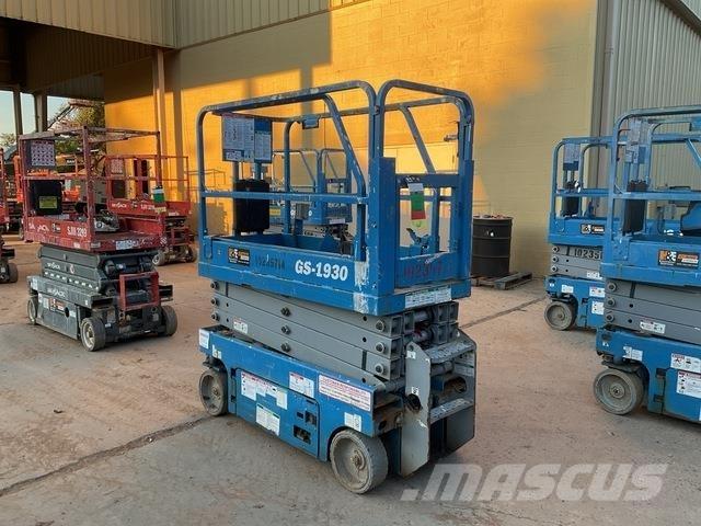Genie GS1930 Scissor lifts