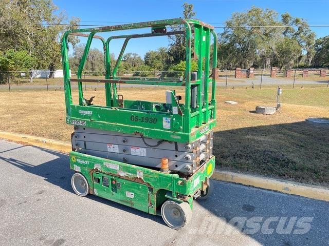 Genie GS1930 Scissor lifts