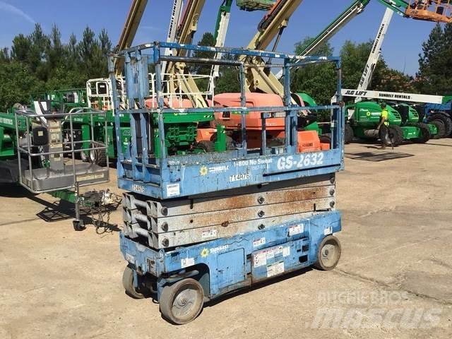 Genie GS2632 Scissor lifts