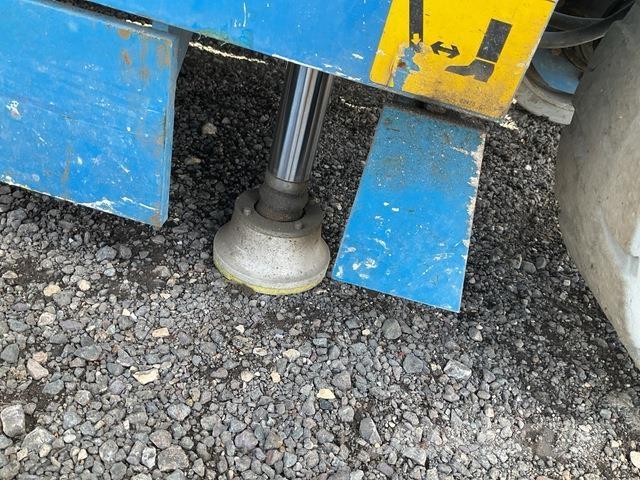 Genie GS3232 Scissor lifts