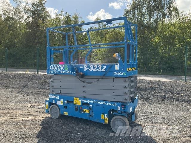 Genie GS3232 Scissor lifts