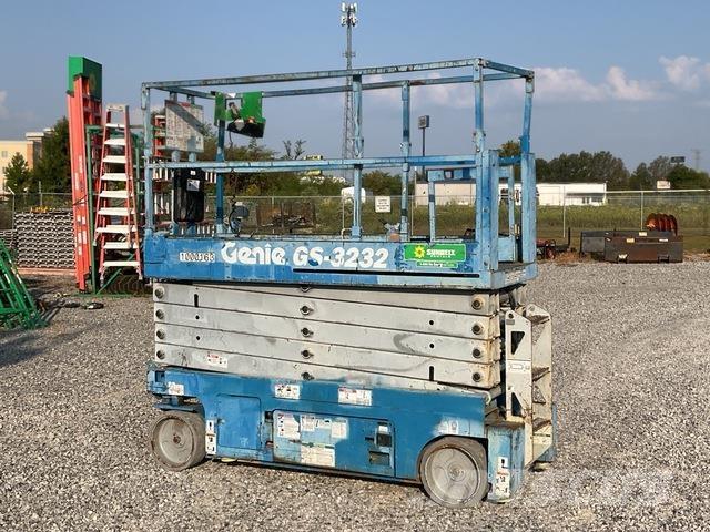Genie GS3232 Scissor lifts