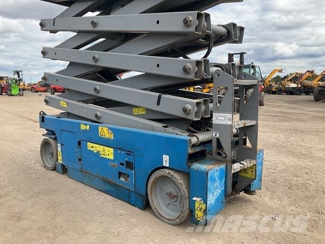 Genie GS3232 Scissor lifts