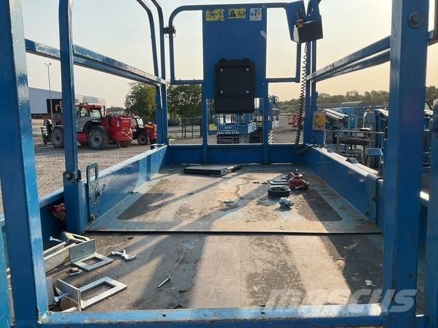 Genie GS4047 Scissor lifts