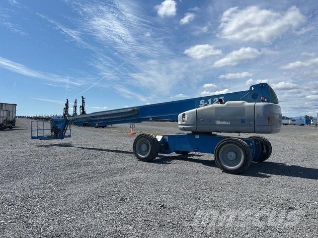 Genie S-125 Telescopic boom lifts