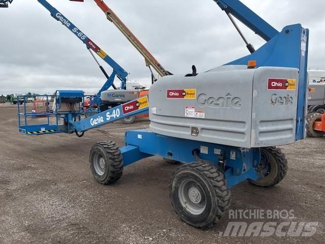 Genie S-40 Construction - Others