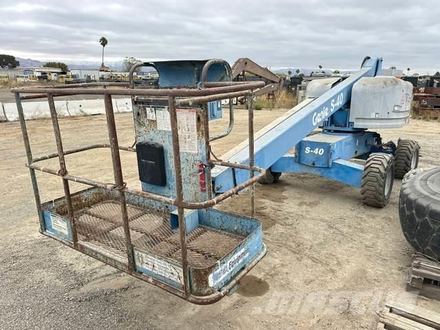 Genie S-40 Construction - Others
