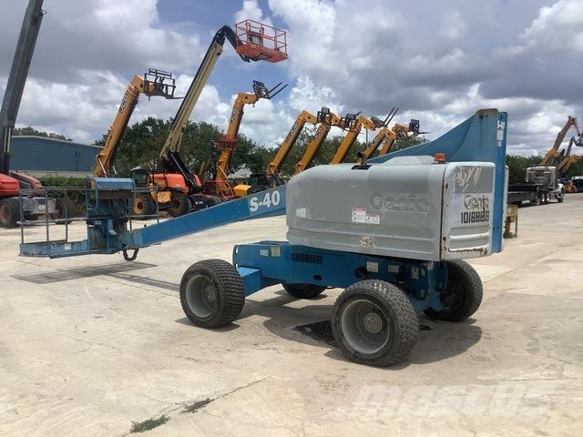 Genie S-40 Construction - Others