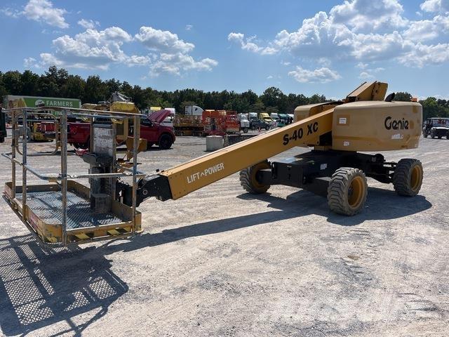 Genie S-40XC Telescopic boom lifts