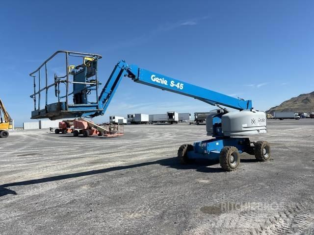 Genie S-45 Construction - Others